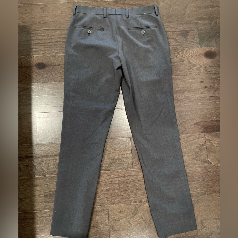 Express Extra Slim Gray Performance Suit - 36r (I… - image 4